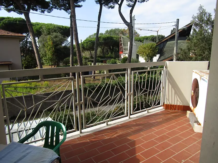 Immagine 12 di Appartamento in vendita  a Massa