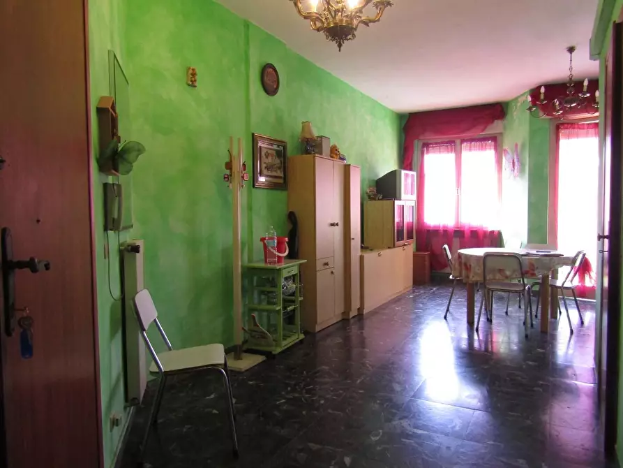 Immagine 4 di Appartamento in vendita  a Massa