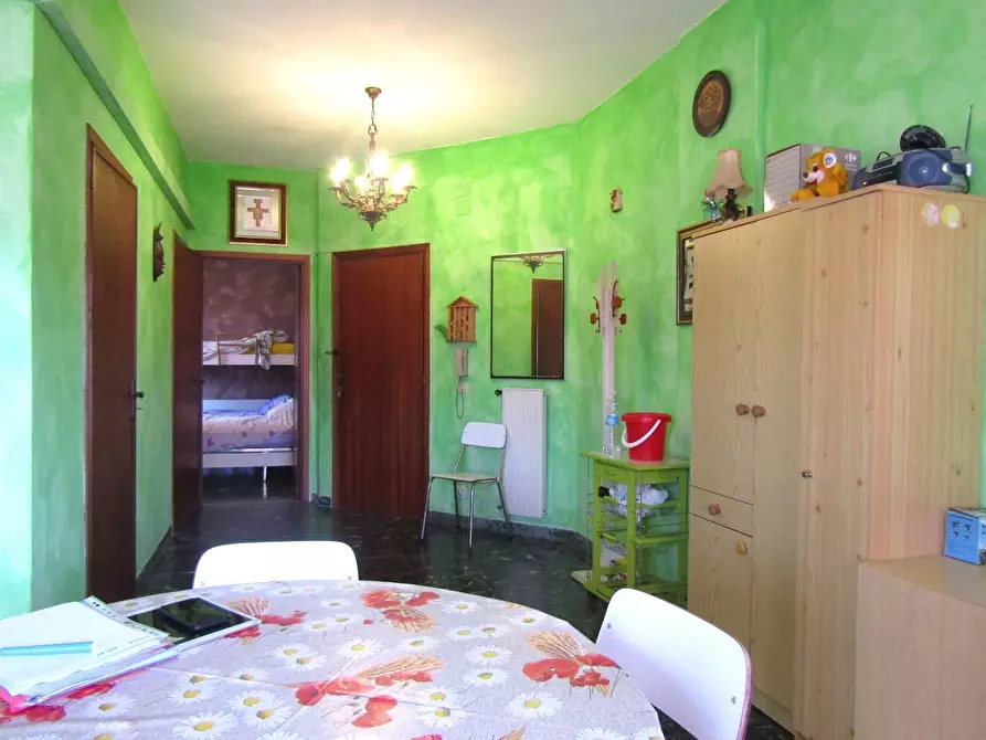 Immagine 10 di Appartamento in vendita  a Massa