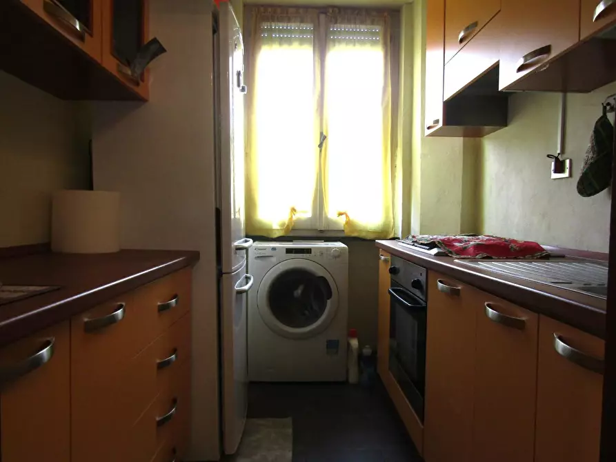 Immagine 17 di Appartamento in vendita  a Massa