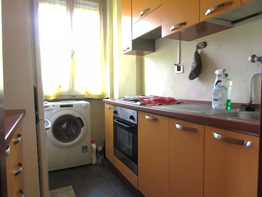 Immagine 15 di Appartamento in vendita  a Massa