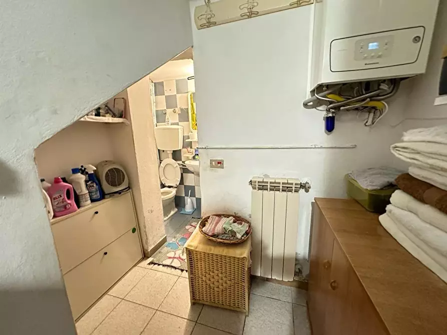 Immagine 13 di Casa semindipendente in vendita  a Ameglia