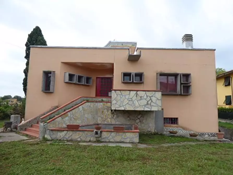 Immagine 7 di Villa in vendita  a San Giuliano Terme