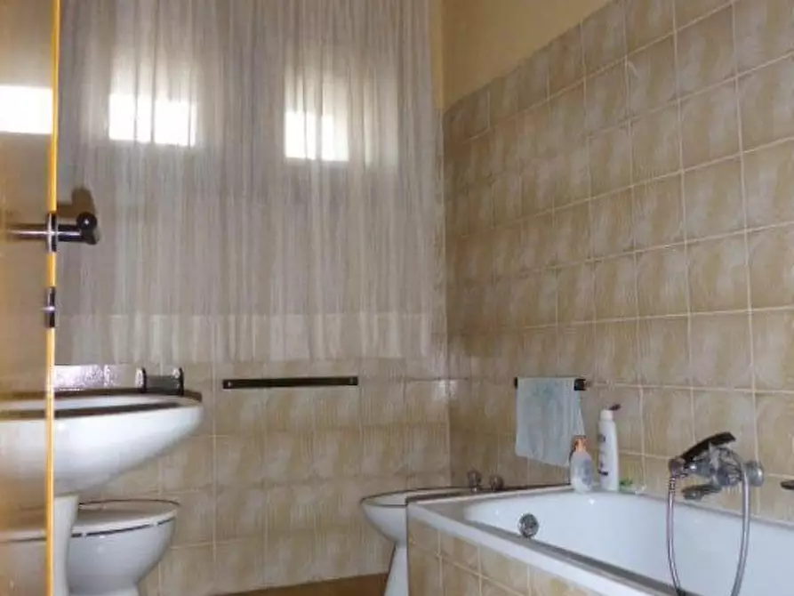 Immagine 36 di Villa in vendita  a San Giuliano Terme