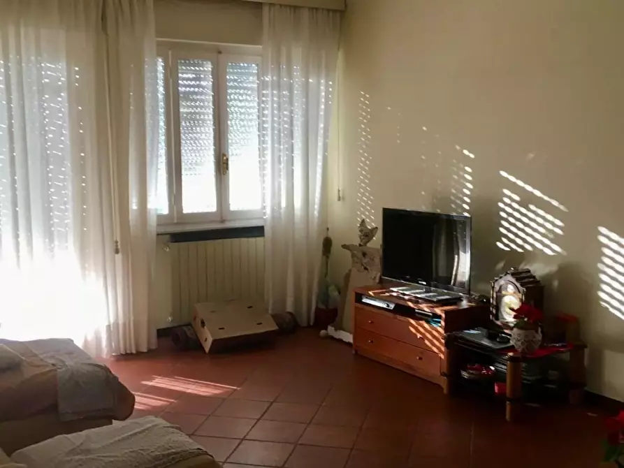 Immagine 22 di Casa bifamiliare in vendita  a Camaiore