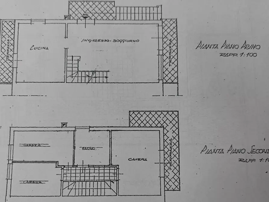 Immagine 2 di Casa bifamiliare in vendita  a Camaiore