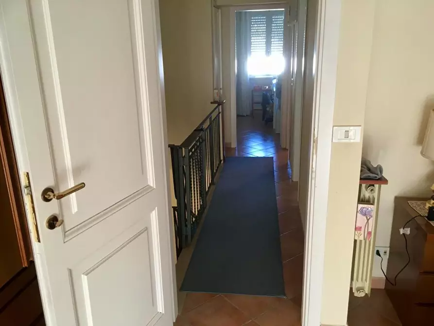 Immagine 9 di Casa bifamiliare in vendita  a Camaiore