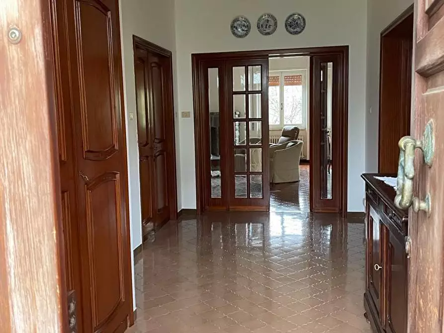 Immagine 33 di Villa in vendita  a Fivizzano