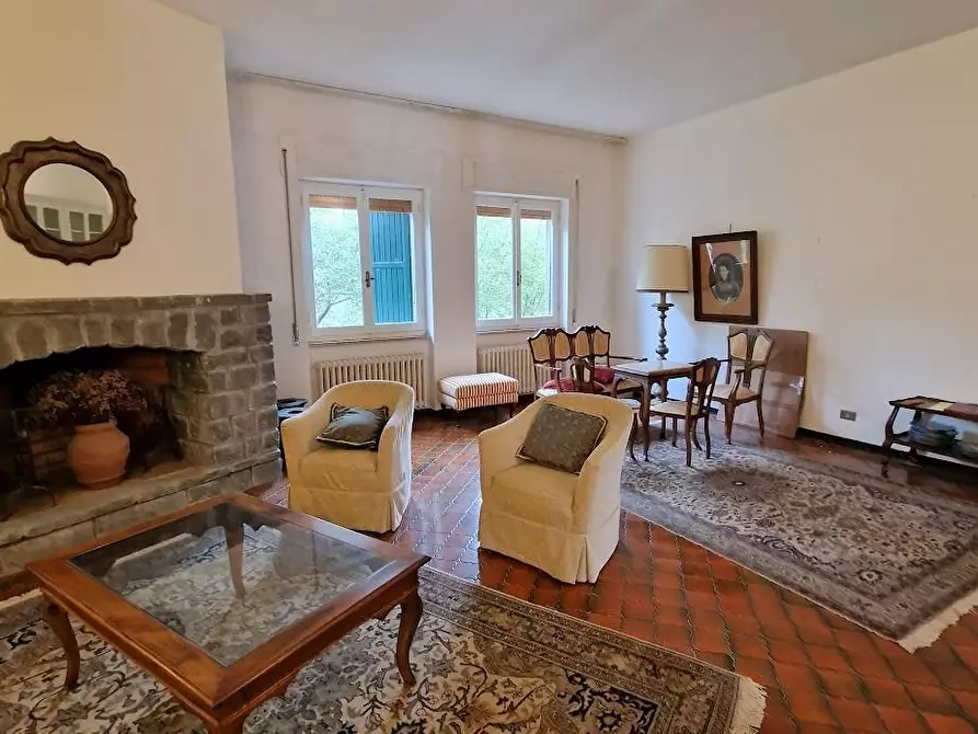 Immagine 27 di Villa in vendita  a Fivizzano