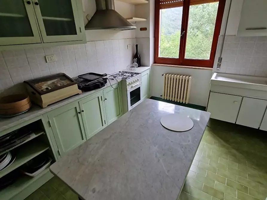 Immagine 41 di Villa in vendita  a Fivizzano