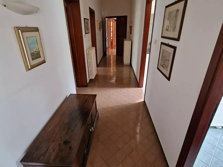 Immagine 43 di Villa in vendita  a Fivizzano