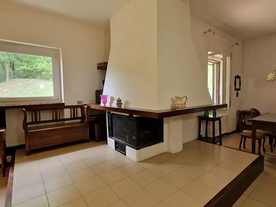 Immagine 19 di Villa in vendita  a Fivizzano