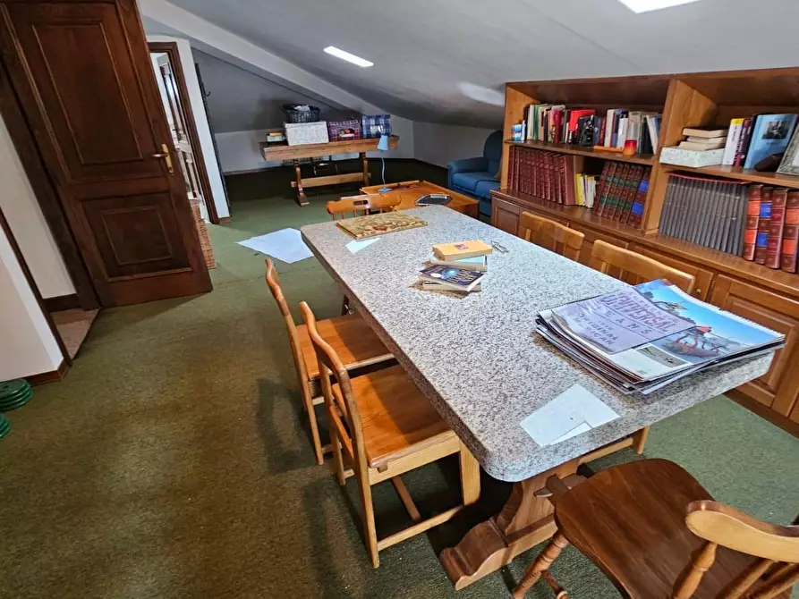 Immagine 28 di Casa indipendente in vendita  a Carrara