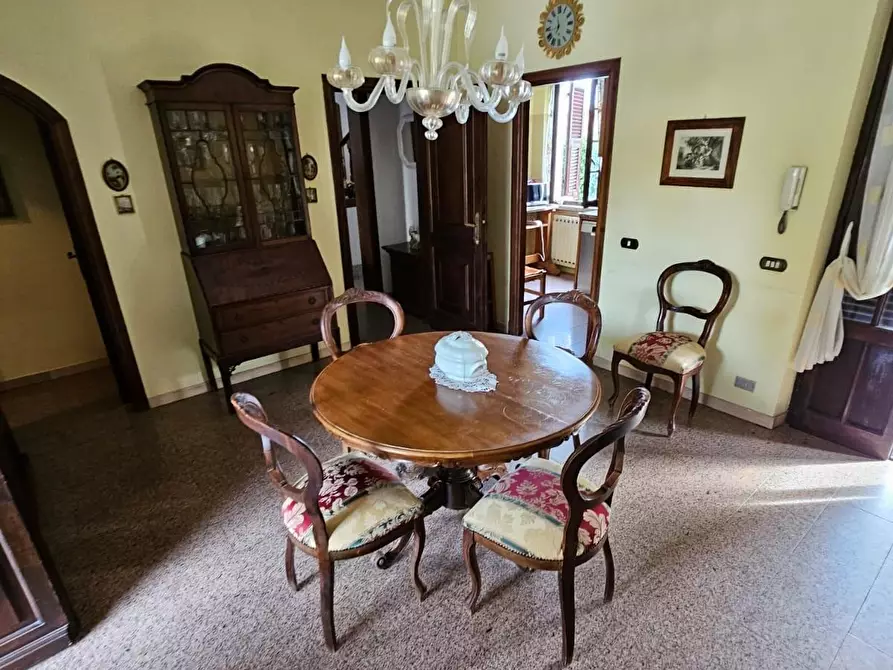 Immagine 8 di Casa indipendente in vendita  a Carrara