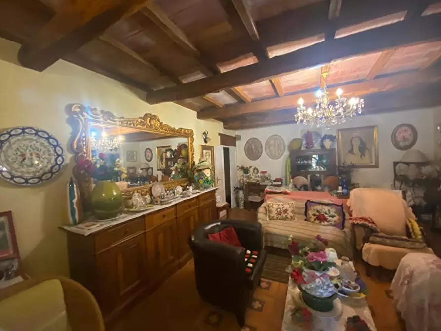 Immagine 17 di Casa colonica in vendita  a Manciano