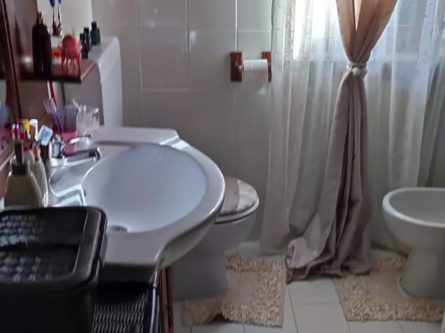 Immagine 12 di Appartamento in vendita  a Massa