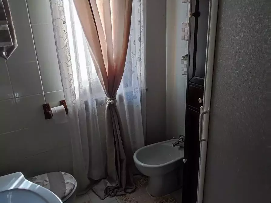 Immagine 13 di Appartamento in vendita  a Massa