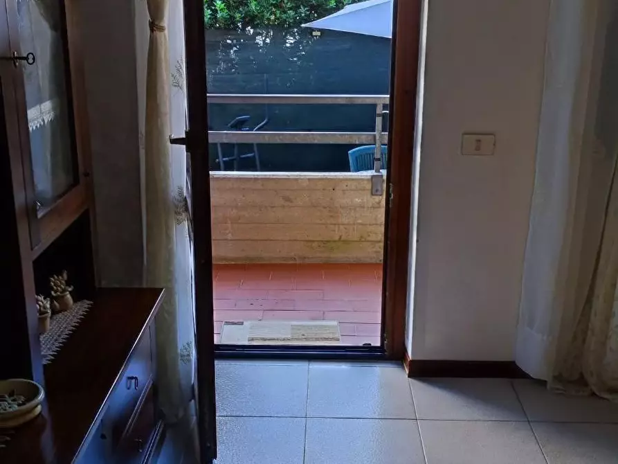 Immagine 4 di Appartamento in vendita  a Massa