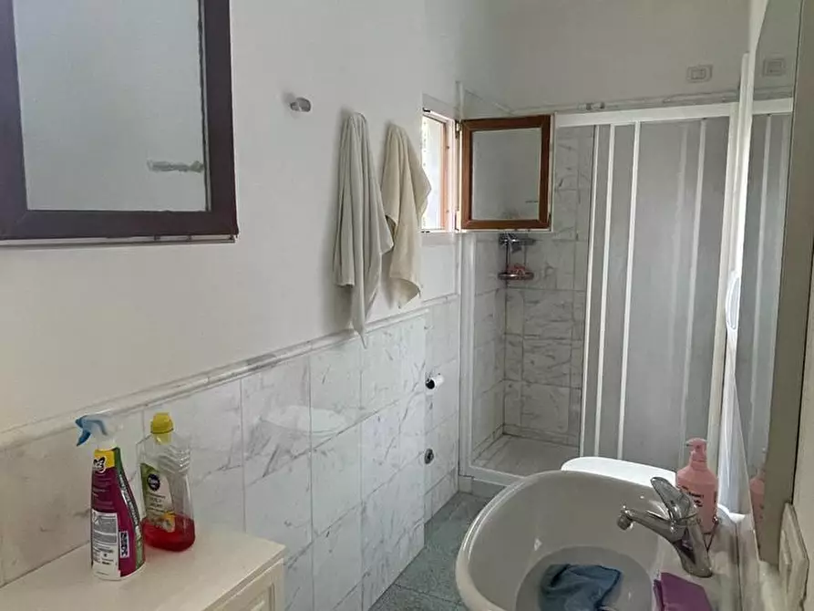 Immagine 11 di Casa indipendente in affitto  a Forte Dei Marmi