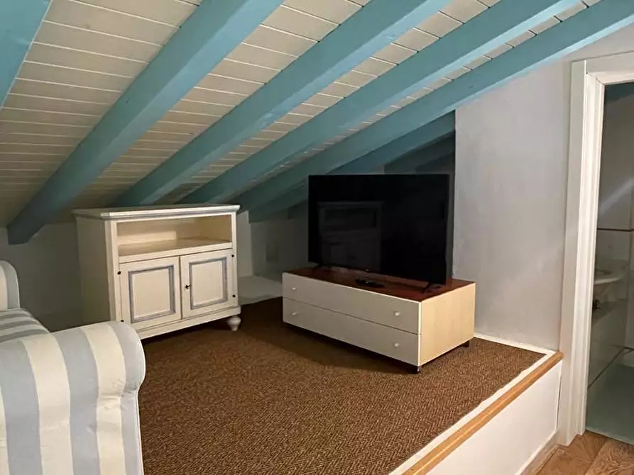 Immagine 18 di Casa indipendente in affitto  a Forte Dei Marmi