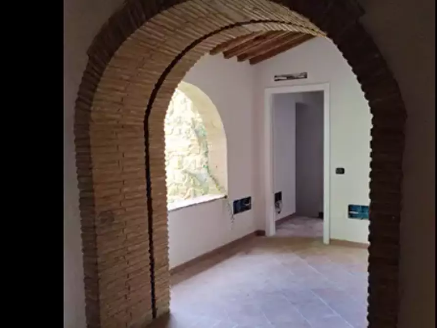 Immagine 2 di Appartamento in vendita  a Chianni