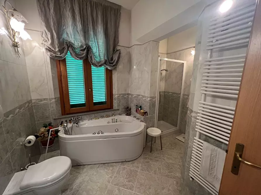 Immagine 67 di Villa in vendita  a Cerreto Guidi