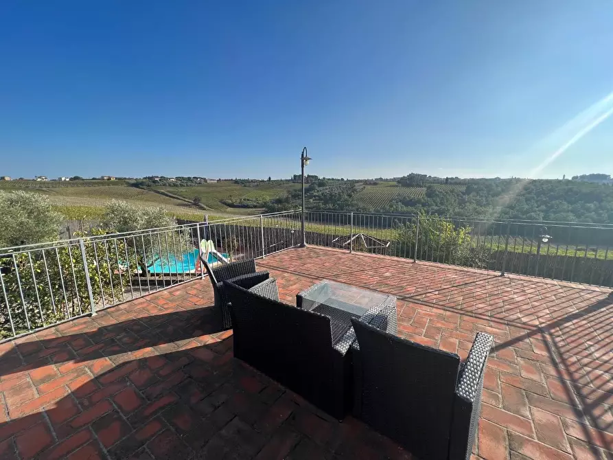 Immagine 13 di Villa in vendita  a Cerreto Guidi