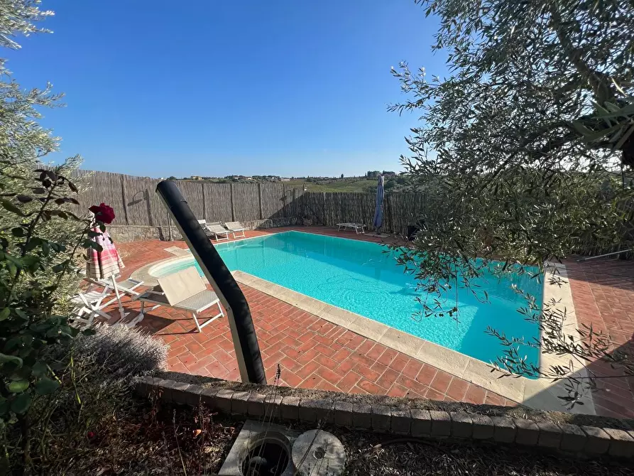 Immagine 6 di Villa in vendita  a Cerreto Guidi