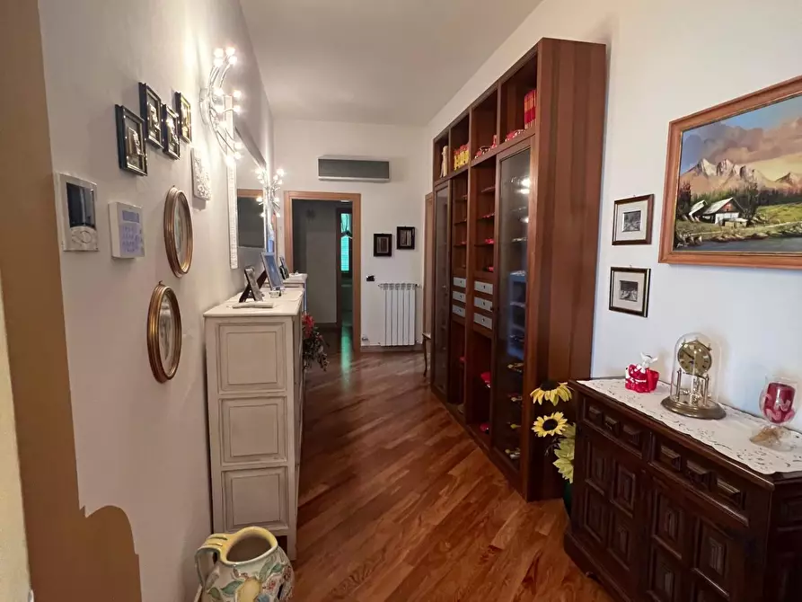 Immagine 41 di Villa in vendita  a Cerreto Guidi