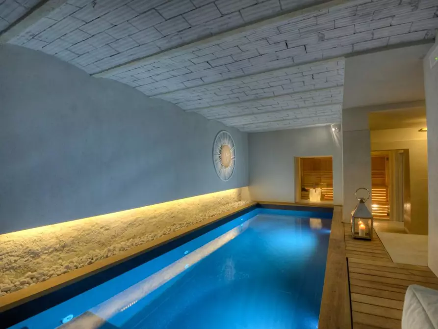 Immagine 9 di Albergo/B&B/Residence in vendita  a Montevarchi