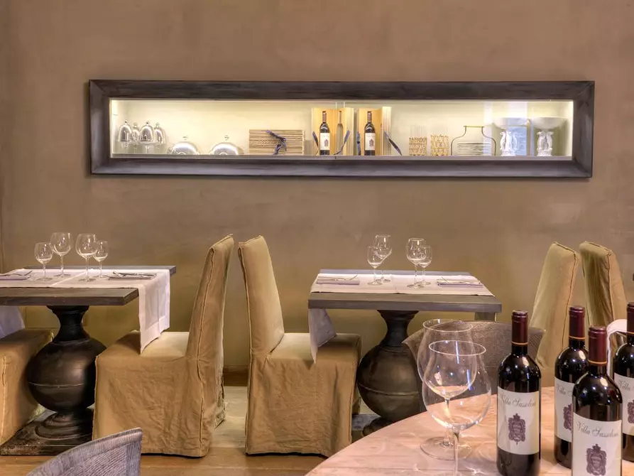 Immagine 21 di Albergo/B&B/Residence in vendita  a Montevarchi