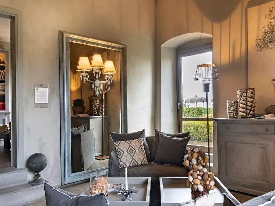 Immagine 17 di Albergo/B&B/Residence in vendita  a Montevarchi