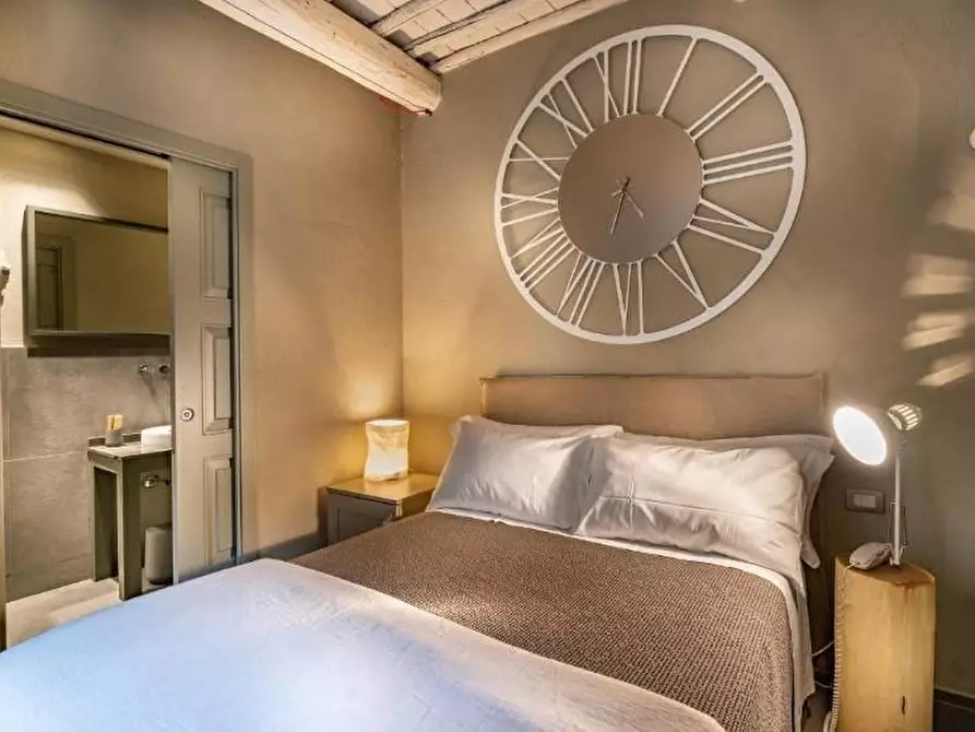 Immagine 33 di Albergo/B&B/Residence in vendita  a Montevarchi