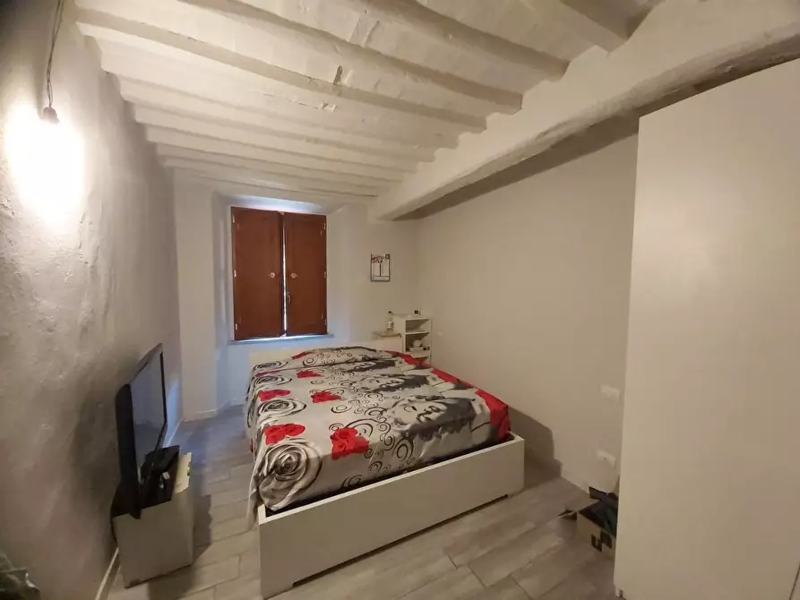 Immagine 17 di Appartamento in vendita  a Buti