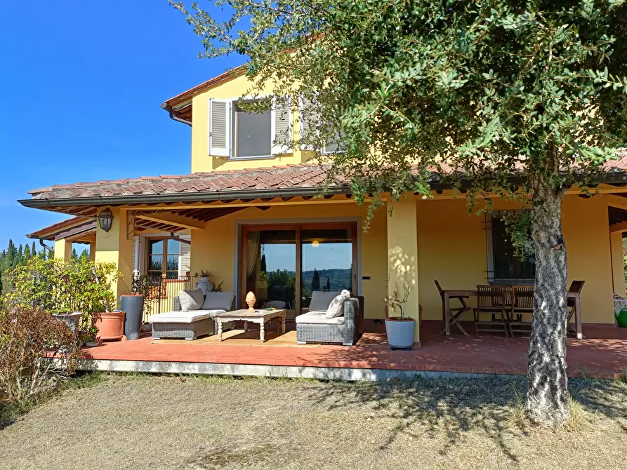 Immagine 8 di Villa in vendita  a San Miniato