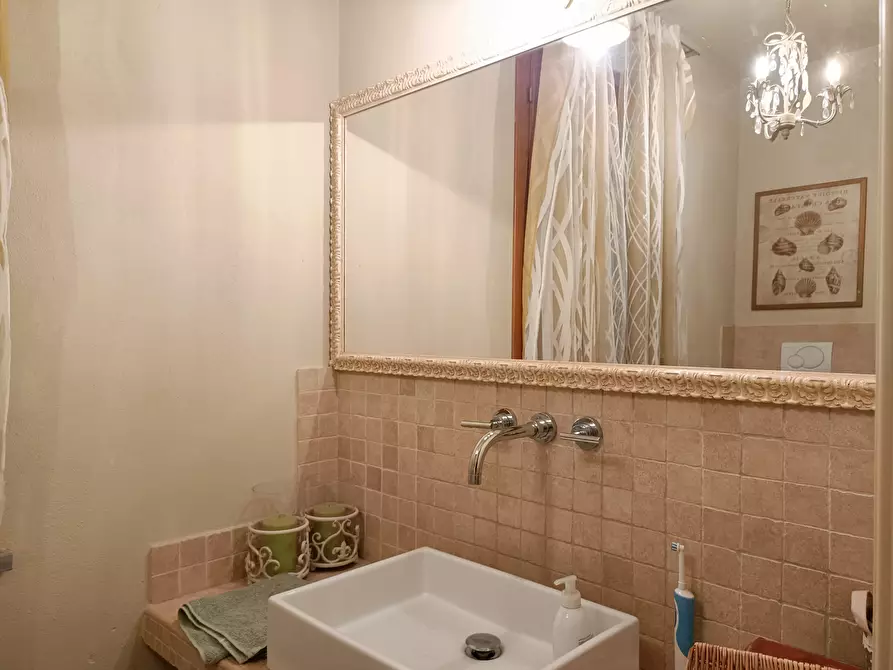 Immagine 29 di Villa in vendita  a San Miniato