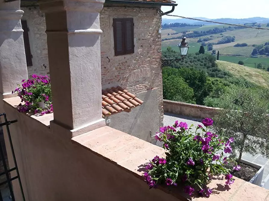Immagine 2 di Appartamento in affitto  a Peccioli
