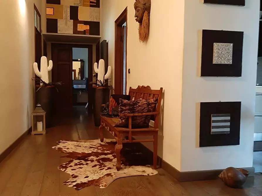 Immagine 10 di Appartamento in vendita  a La Spezia