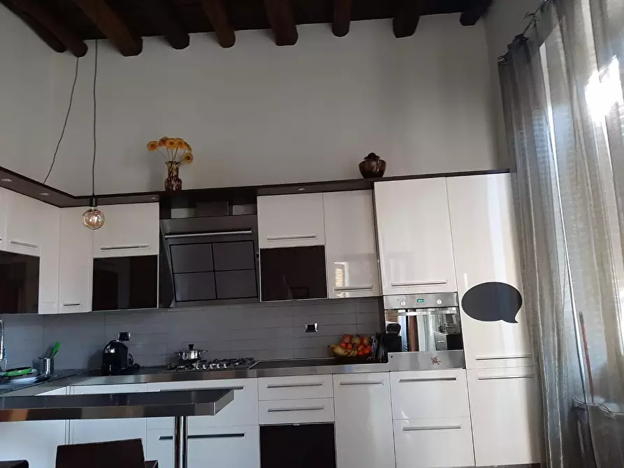 Immagine 3 di Appartamento in vendita  a La Spezia