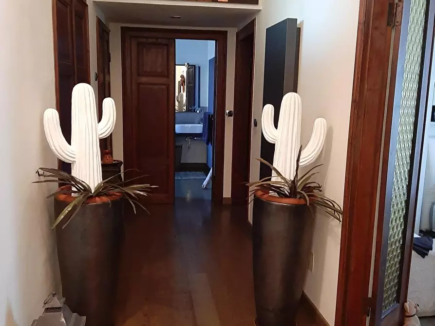 Immagine 11 di Appartamento in vendita  a La Spezia