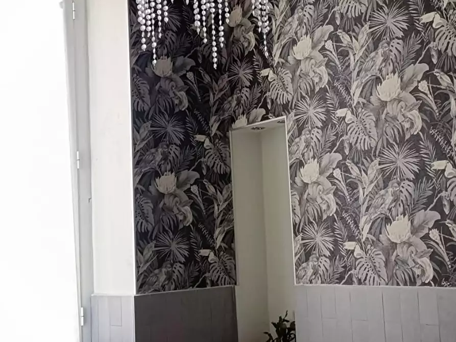 Immagine 18 di Appartamento in vendita  a La Spezia