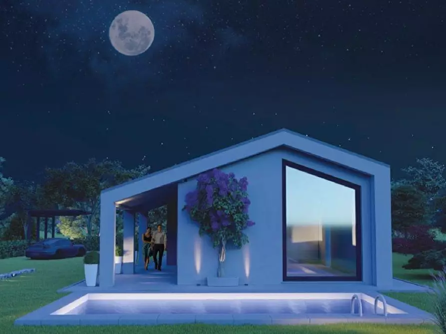 Immagine 25 di Villa in vendita  a Sarzana