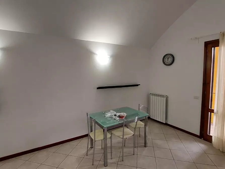 Immagine 6 di Appartamento in affitto  a Empoli