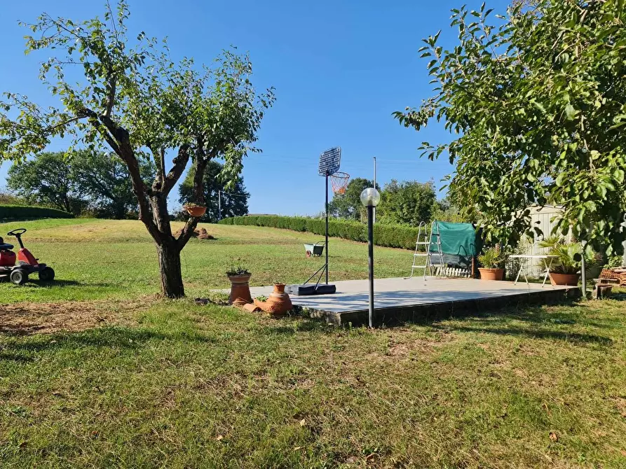 Immagine 5 di Bungalow in vendita  a Colle Di Val D'elsa