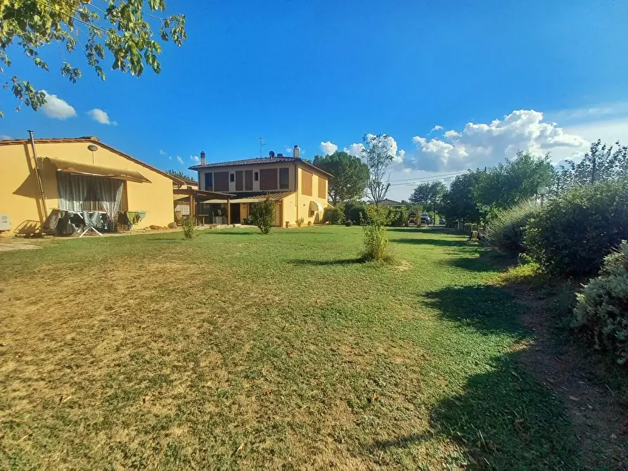 Immagine 13 di Deposito in vendita  a Castelfiorentino