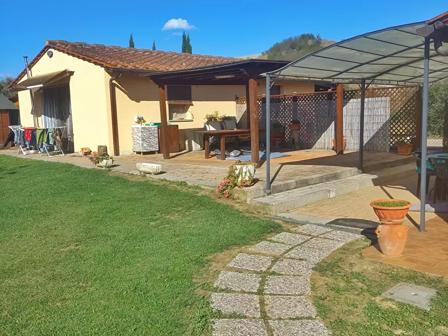 Immagine 7 di Deposito in vendita  a Castelfiorentino