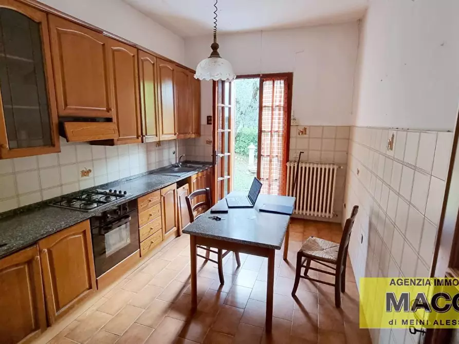 Immagine 4 di Villa in vendita  a Montopoli In Val D'arno