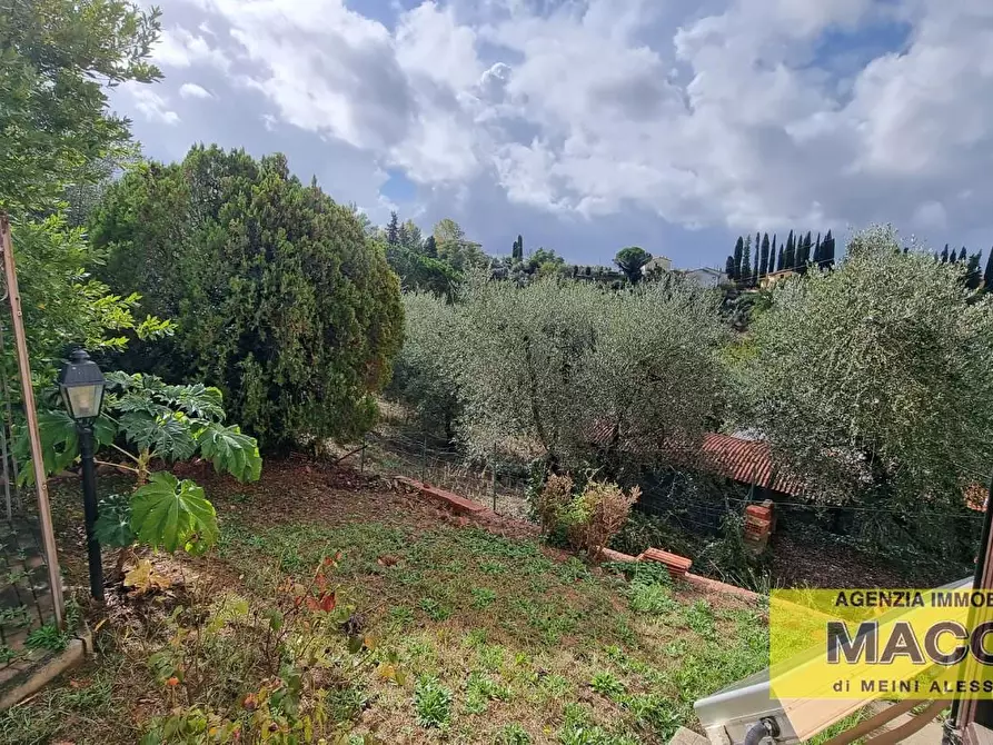 Immagine 15 di Villa in vendita  a Montopoli In Val D'arno