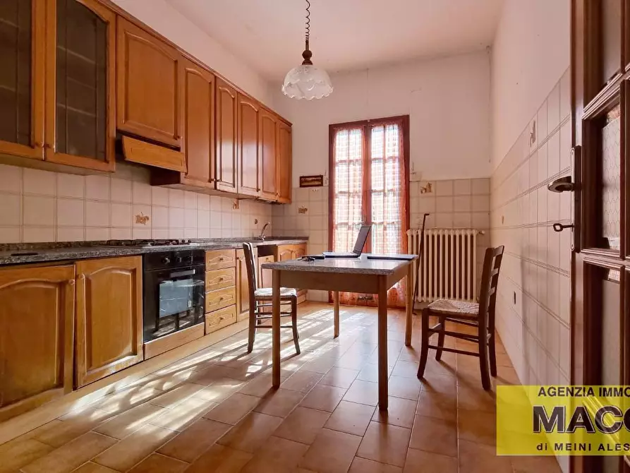 Immagine 12 di Villa in vendita  a Montopoli In Val D'arno