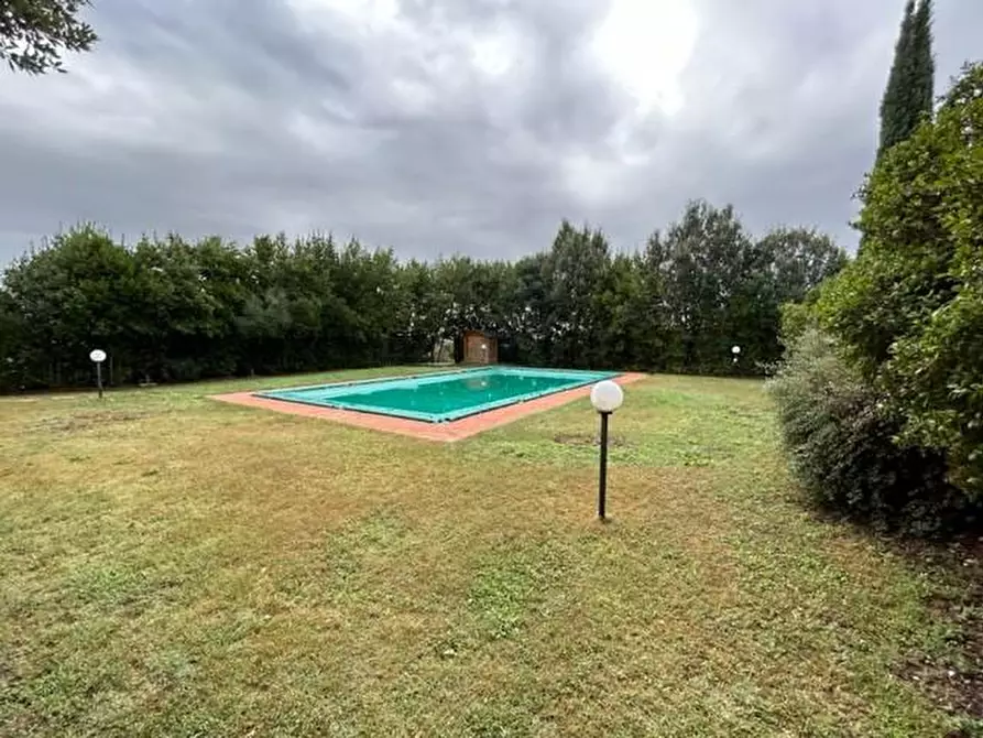 Immagine 14 di Appartamento in vendita  a Gaiole In Chianti